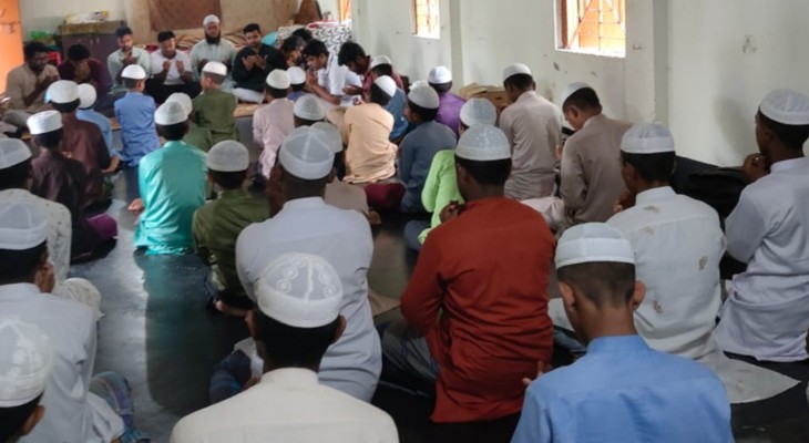 খালেদা জিয়ার জন্মবার্ষিকীতে বাকৃবি ছাত্রদলের দোয়া মাহফিল